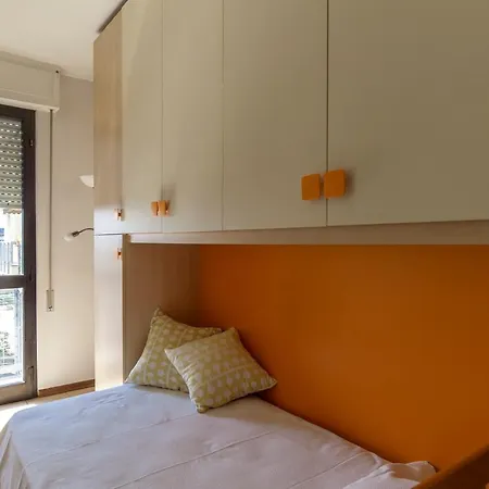 Apartment Appartamento Alba, Posto Auto Privato, Animali Amici!